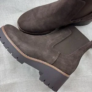 Aqua | Shoes | Aqua College Womens Demi Brown Chelsea Boots  Aqua College Womens Demi  Brown Chelsea Boots Shoes 6M main image 0